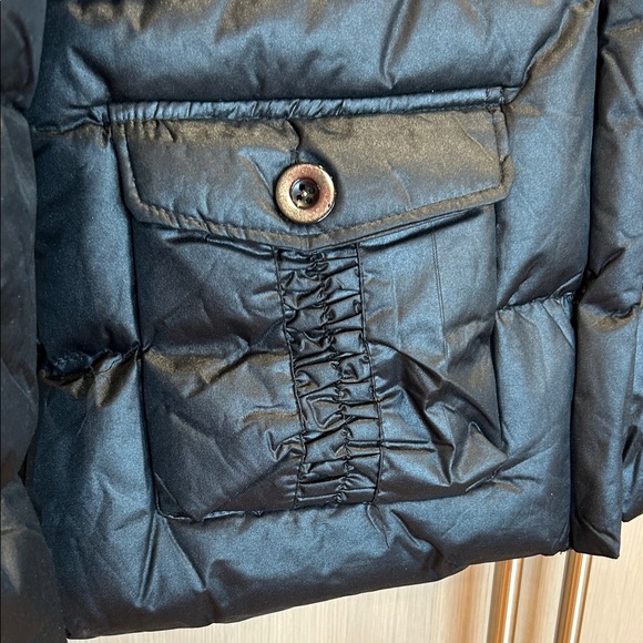 Stylish Black Women's Puffer Coat - Picture 2 of 8